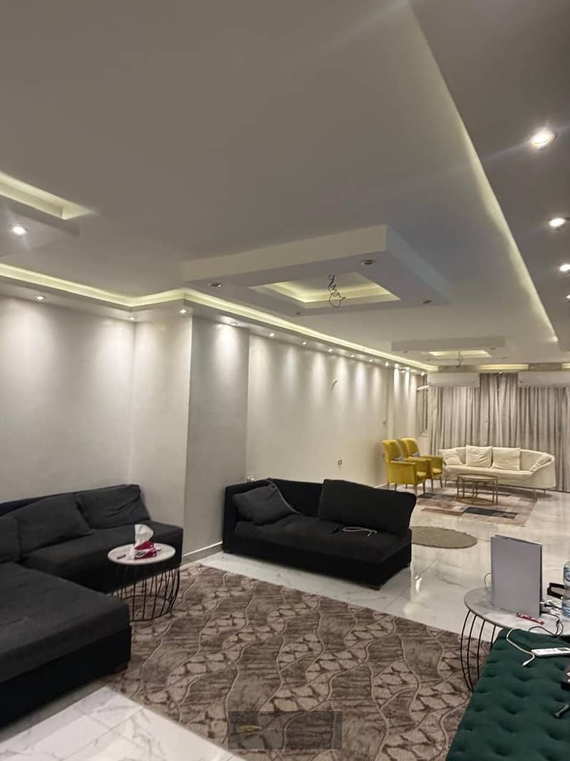 Fully Furnished Apartment for Rent in El Mostathmer El Saghir, Sheikh Zayed | 200 sqm | 3 Bedrooms - Widok 2