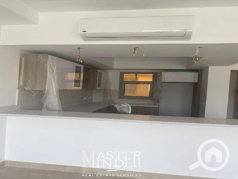 Fully finished Apartment for sale overlooking land scape and ready to move in Uptown Cairo Compound in Mokattam by Emaar Misr - Ansicht 5