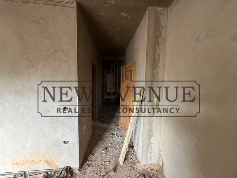 Delivered Ground Apartment with garden and basement Semi finished in Al Andalus 1 New Cairo infront of mountain view executive - Mehr