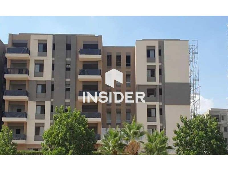 Ground apartment fully finished 210m prime location for sale at swan lake residence - hassan allam- new cairo - Ansicht 4