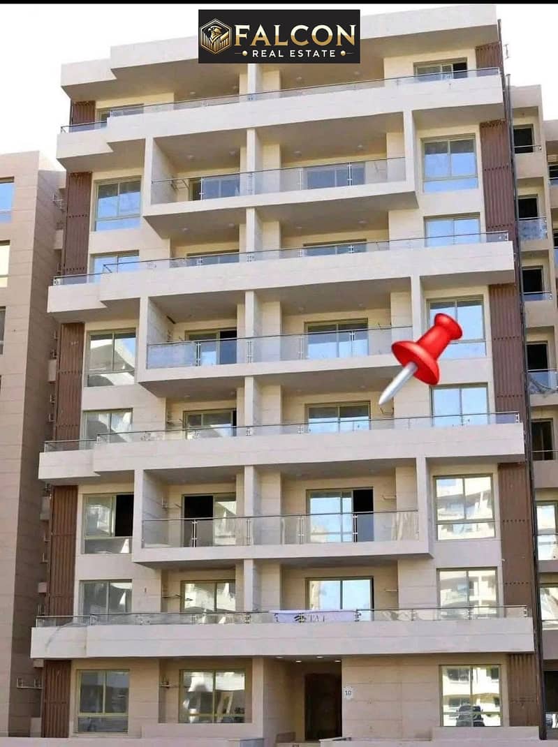 Apartment for sale, 3 bedrooms, with a 40% discount. Park View, prime location, De Joya R8, next to IL Bosco New Capital. Lagoons. - Widok 2