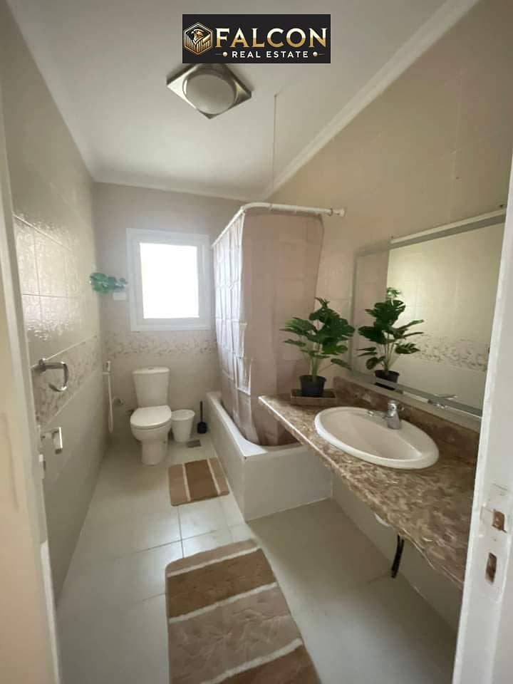 Apartment for sale, 3 bedrooms, with a 40% discount. Park View, prime location, De Joya R8, next to IL Bosco New Capital. Lagoons. - Widok 3