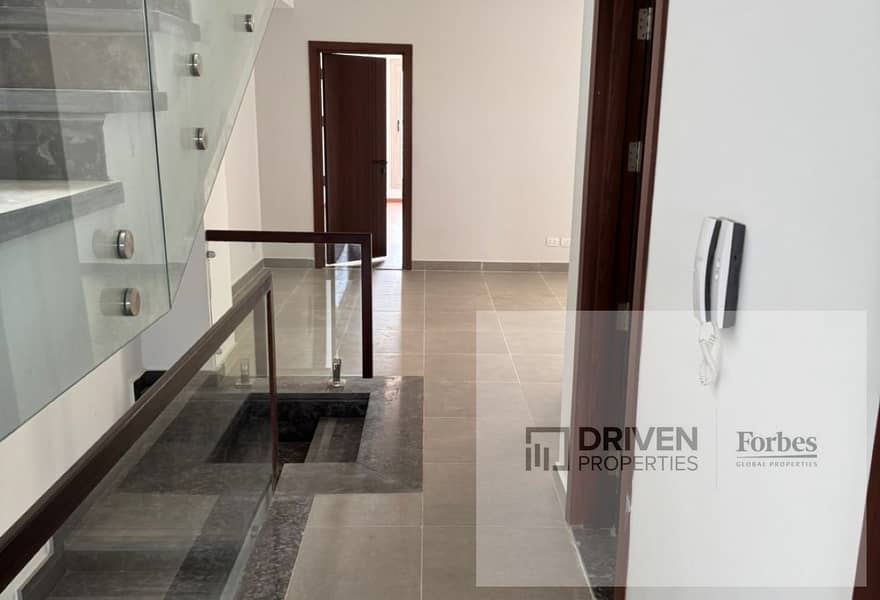 Ready To Move Fully Finished Townhouse For Sale In Palm Parks Palm Hills The Crown Palm Hills 6th of October City Giza - Więcej