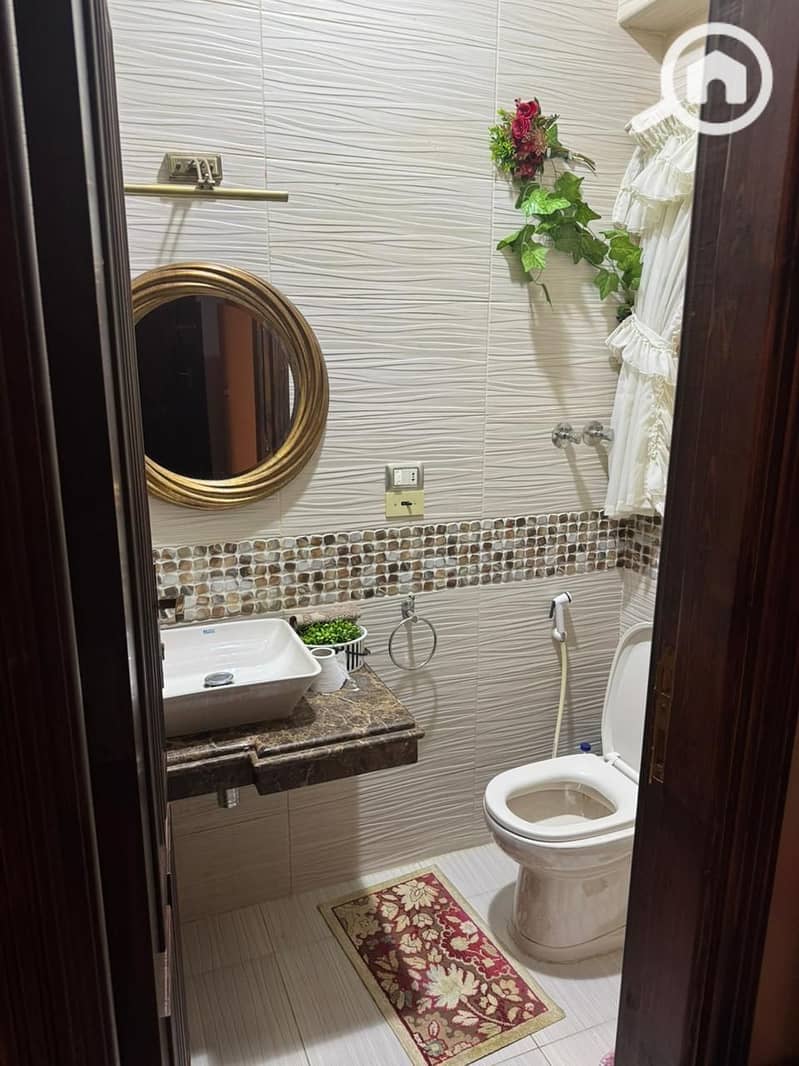 Finished Apartment For Sale with Garden in 7th District – First Neighborhood – Sheikh Zayed Ready to Move - Prime location - Widok 6