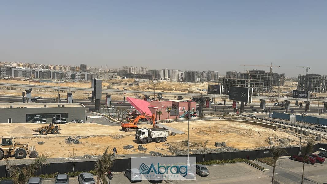 Pharmacy for sale in Sheikh Zayed, on the central axis, next to Palm Hills, in a medical building with payment facilities. – pohled 2