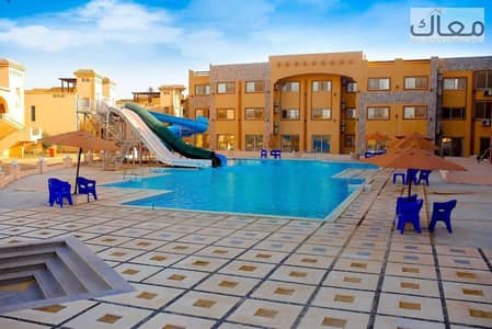2 Bedroom Chalet for Sale in Ain Sukhna, Suez - 28ff6164-9d72-47b8-90e7-1f253bcf162c. jpg 2 Bedroom Chalet for Sale in Ain Sukhna, Suez - 28ff6164-9d72-47b8-90e7-1f253bcf162c. jpg