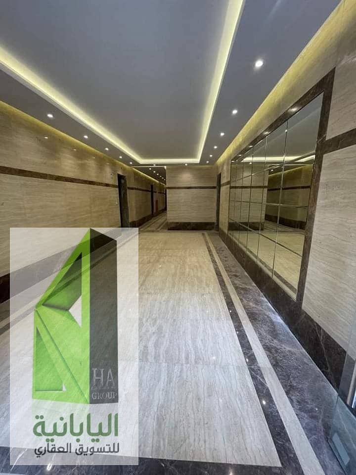 Apartment 139 sqm, old reservation in Bdegoia 3 and directly on the club for sale, installment with a monthly payment of 13 thousand. - Więcej