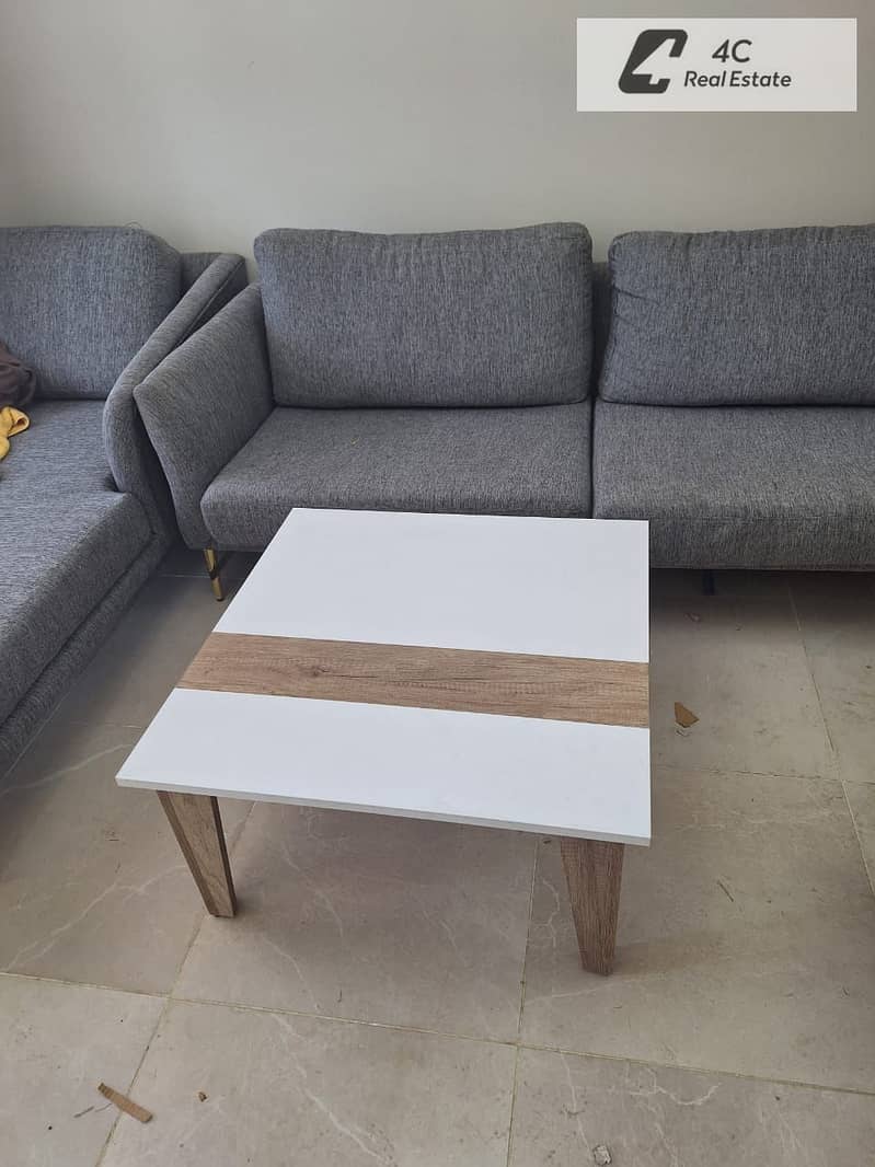 Under market price Twin house for sale 142 m fully finished ready to move bahry Very prime location view pool in Lavista ras el hekma North Coast - Widok 3