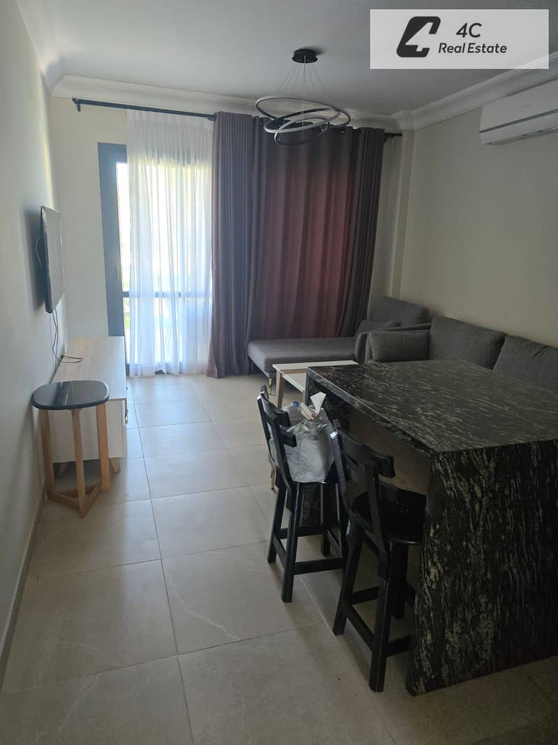 Under market price Twin house for sale 142 m fully finished ready to move bahry Very prime location view pool in Lavista ras el hekma North Coast - Widok 4