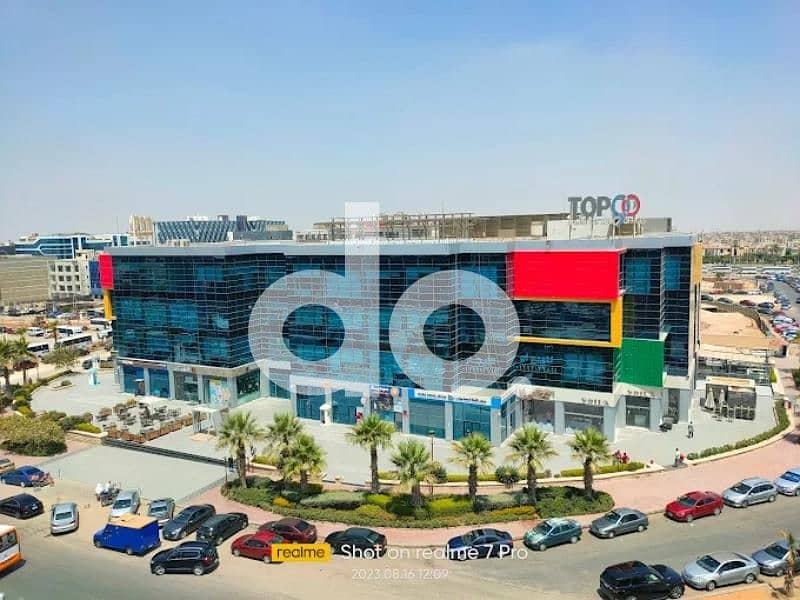 Administrative Office For Sale 49 SQM Fully Finished Direct on North 90 Street New Cairo - Steps From AUC 5th Settlement - Widok 2