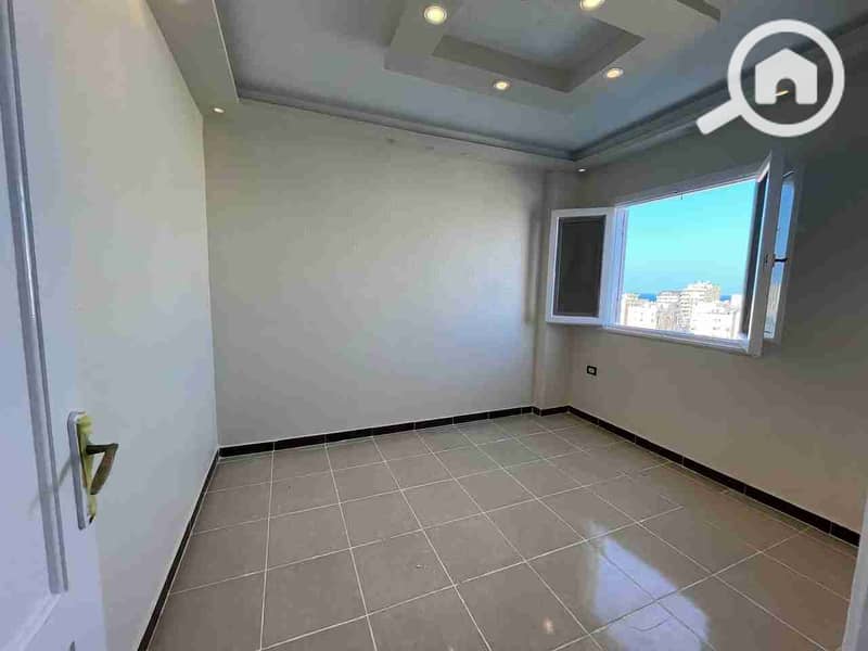 Duplex (4 bedrooms) in Palm Beach next to the sea, ultra-luxury finishing. - Więcej