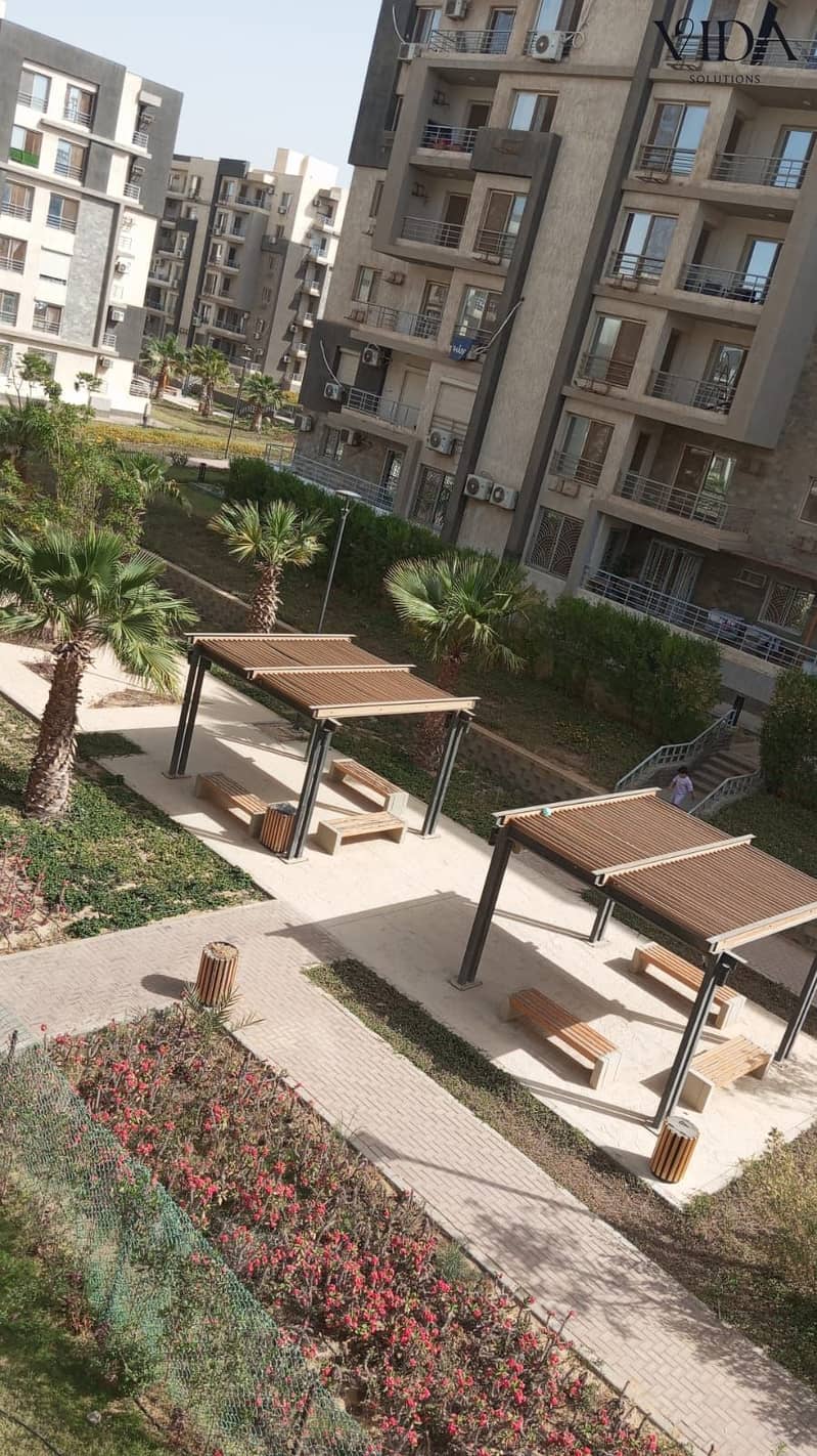 140m Apartment for sale in Jannah 2 Sheikh Zayed, North-East facing, a rare opportunity | fully finished | integrated services | 24/7 security | ready - Widok 4