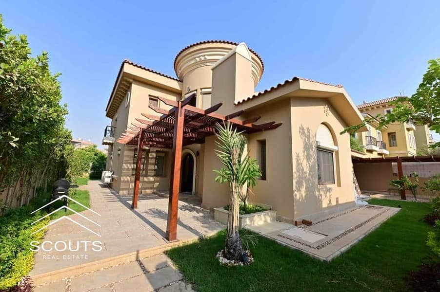 Last villa at the old price (3 floors) 370 meters (5 rooms) in Hyde Park, Fifth Settlement, New Cairo. Immediate delivery. - Widok 2