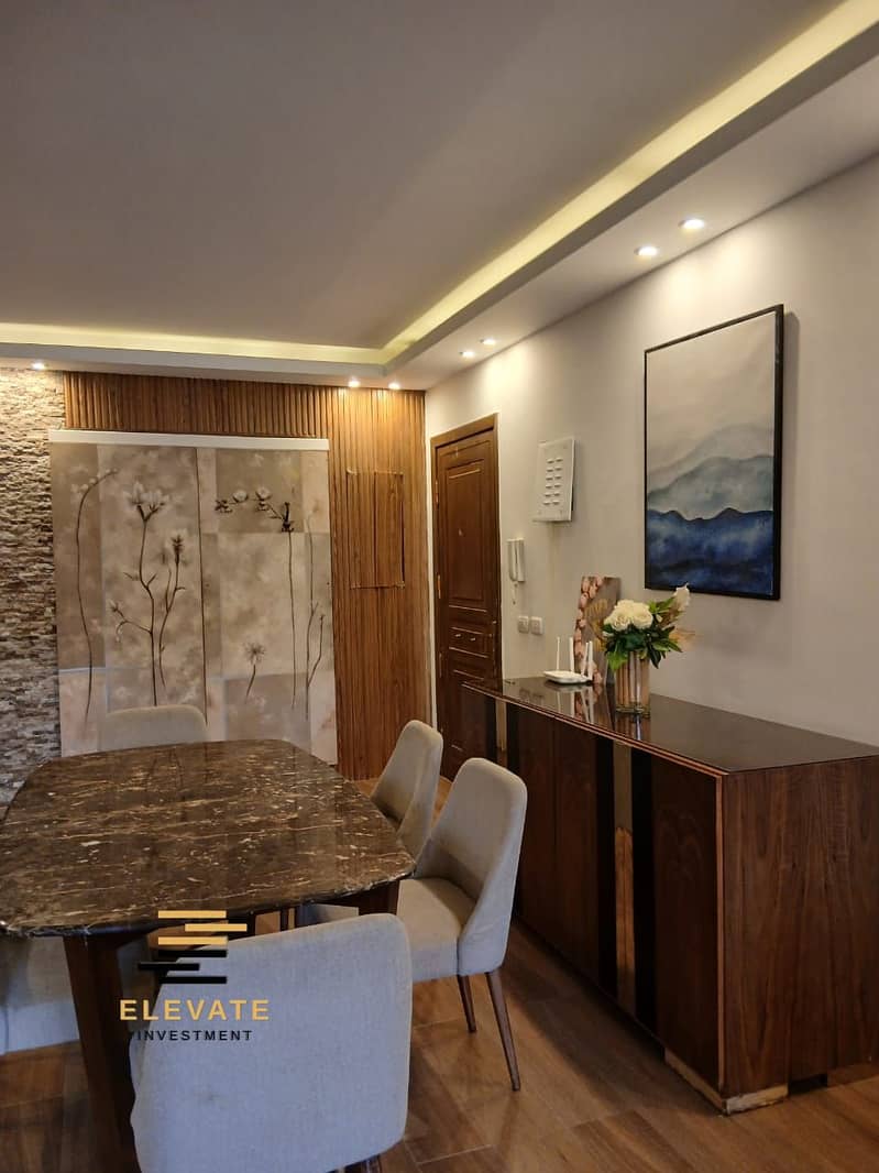 apartment 220m with garden fully furnished for rent at stone residence compound new cairo super lux finished – pohled 6