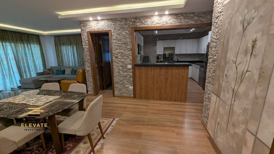 apartment 220m with garden fully furnished for rent at stone residence compound new cairo super lux finished – pohled 5
