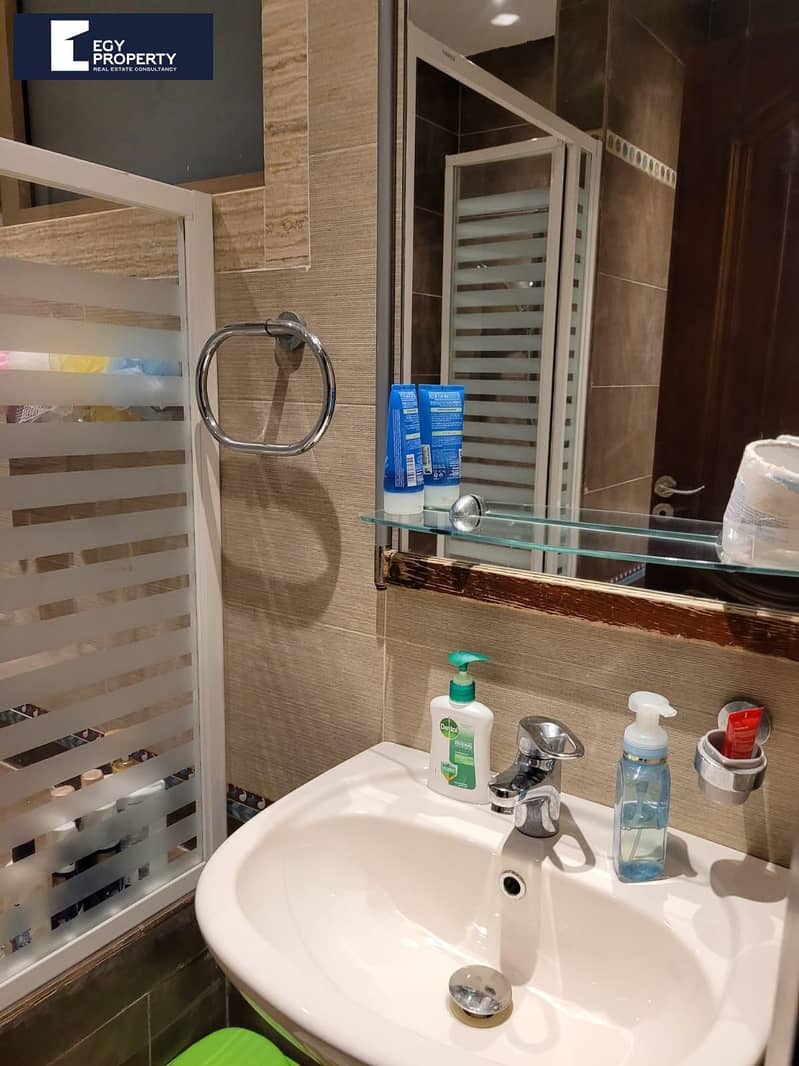 With a Prime View Fully Finished Luxury Villa For Sale in in Sodic Allegria - Sheikh Zayed - Widok 4