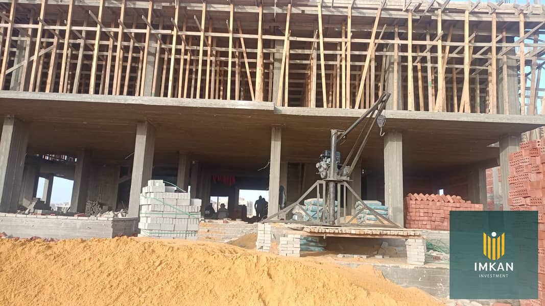 Two-bedroom apartment with a sea view and a prime location for sale in installments over 10 years, next to AUC in The Icon Compound, Fifth Settlement, – pohled 6
