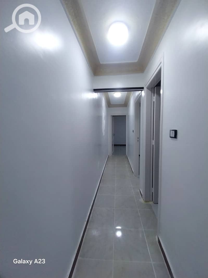 8 1000423793. heic