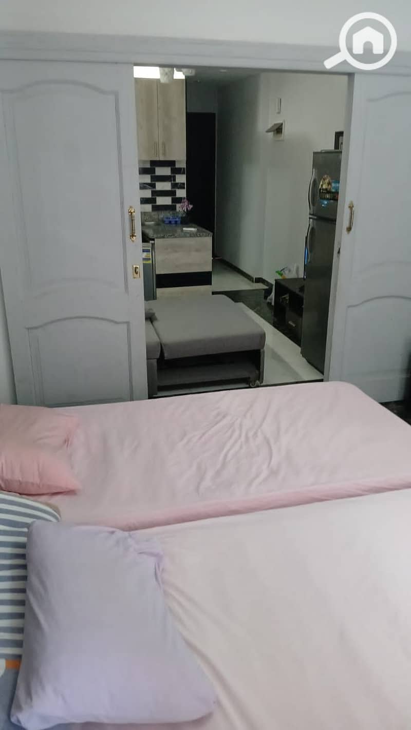 7 1001793277. jpg