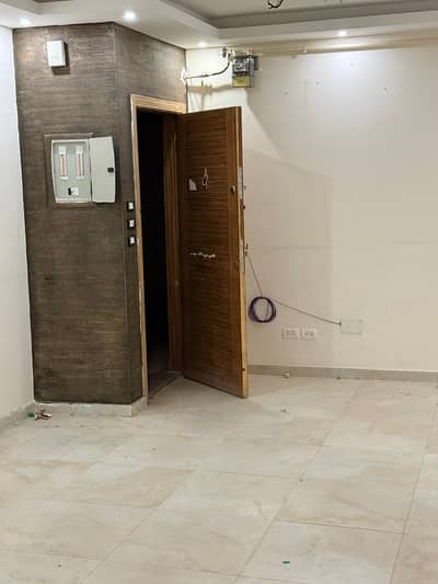 3 Bedroom Apartment for Rent in Mokattam, Cairo - شقه مفروشه للايجار في الهضبه الوسطى الحي الخامس