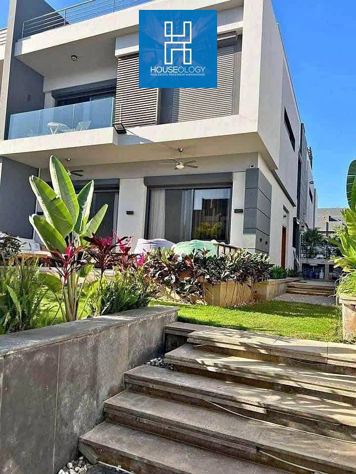 Corner townhouse for sale at a special price in Patio Town, Fifth Settlement, with installments over the longest payment period and near delivery. - Więcej