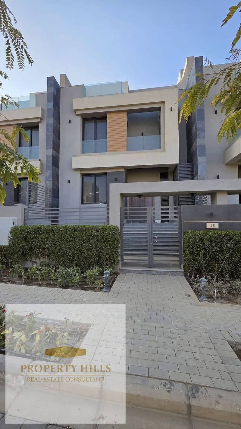 Townhouse for sale, ultra-super-lux finishing, in the heart of Fifth Settlement, with a down payment of 1,825,000 - Ansicht 4