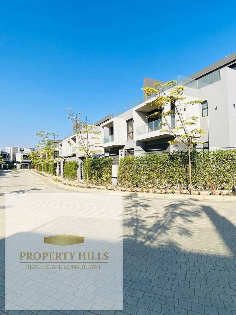 Townhouse for sale, ultra-super-lux finishing, in the heart of Fifth Settlement, with a down payment of 1,825,000 - Ansicht 5