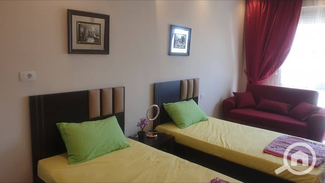 Furnished villa for rent in the Fifth Settlement in Neighborhood 4, 200 EGP required - Widok 3