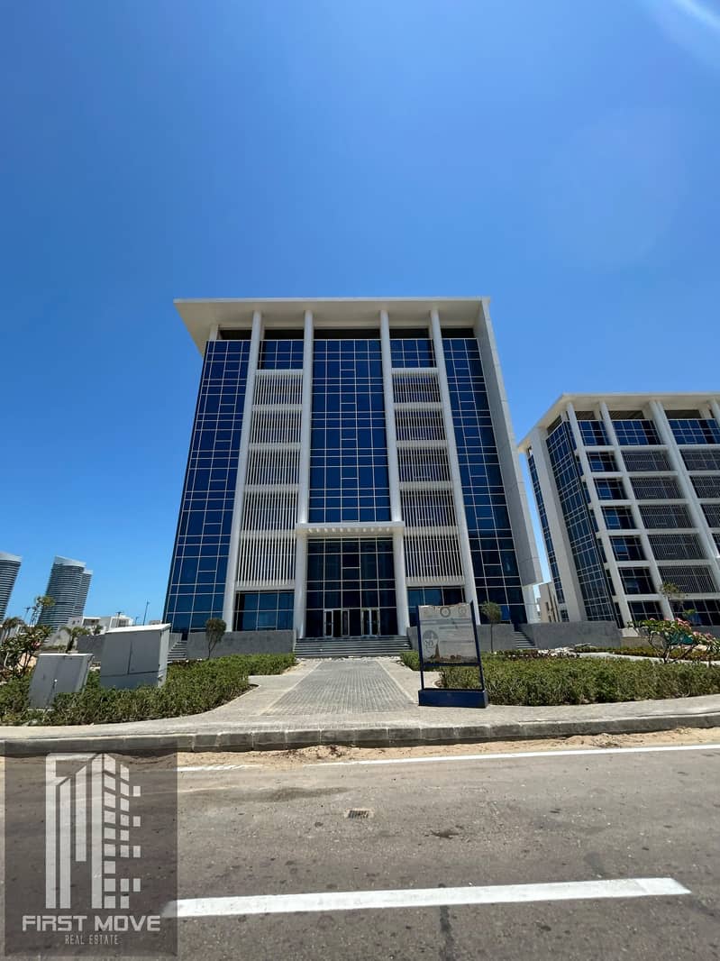 Chalet for Sale in New Alamein – Latin District Prime Location | Fully Finished Delivery Area: 137 sqm Available with Installments | Special Cash D - Widok 3