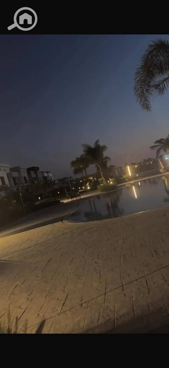 2 66856. jpg