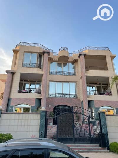 8 Bedroom Villa for Sale in El Khalifa, Cairo - WhatsApp Image 2026-06-16 at 3.59. 36 PM. jpeg