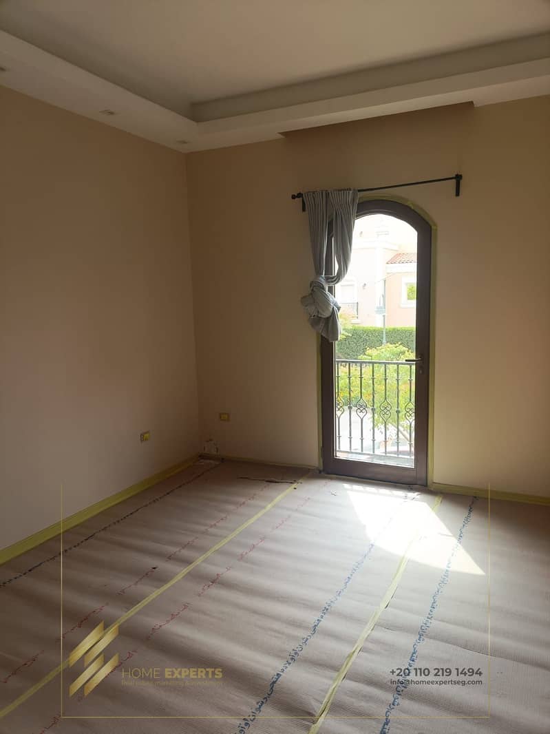 twin house for rent in mivida ultra super lux - Więcej