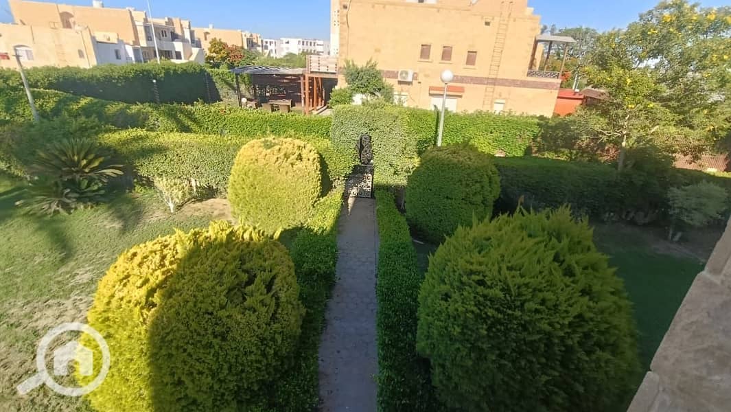 28 91427. jpg