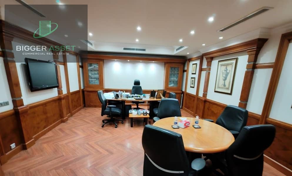 Admin office 1000SQM Fully Finished For Rent Nile View – pohled 5