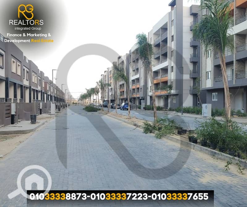 Standalone villa for sale, 480 sq m, Rook Eden Compound, 7-year payment plan, prime location. Rook Edan Code 4301 - Widok 5