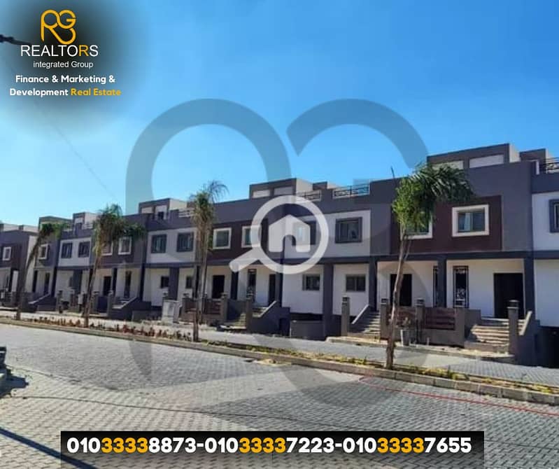 Standalone villa for sale, 480 sq m, Rook Eden Compound, 7-year payment plan, prime location. Rook Edan Code 4301 - Więcej
