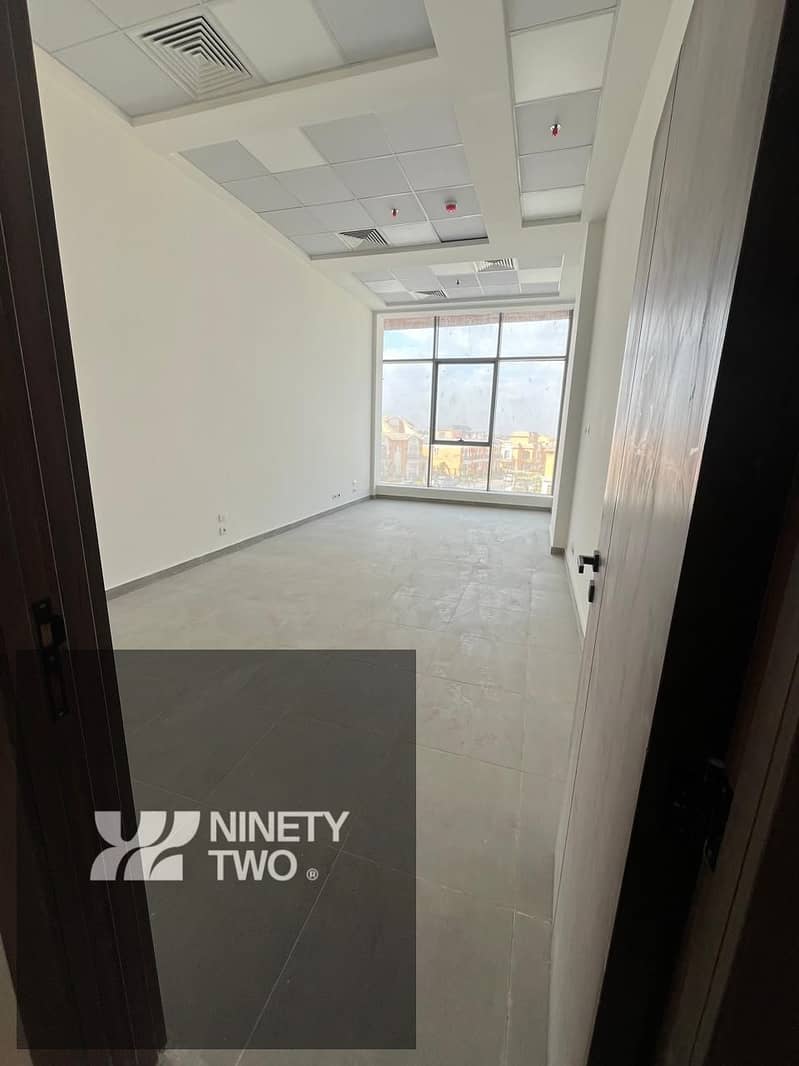 Administrative Office for Rent in 3Sixty New Cairo 43sqm Prime Business Location Fully Finished with Acs - Mehr
