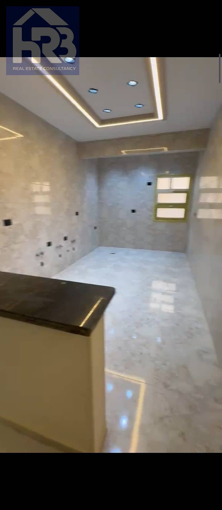 22 1000326943. jpg