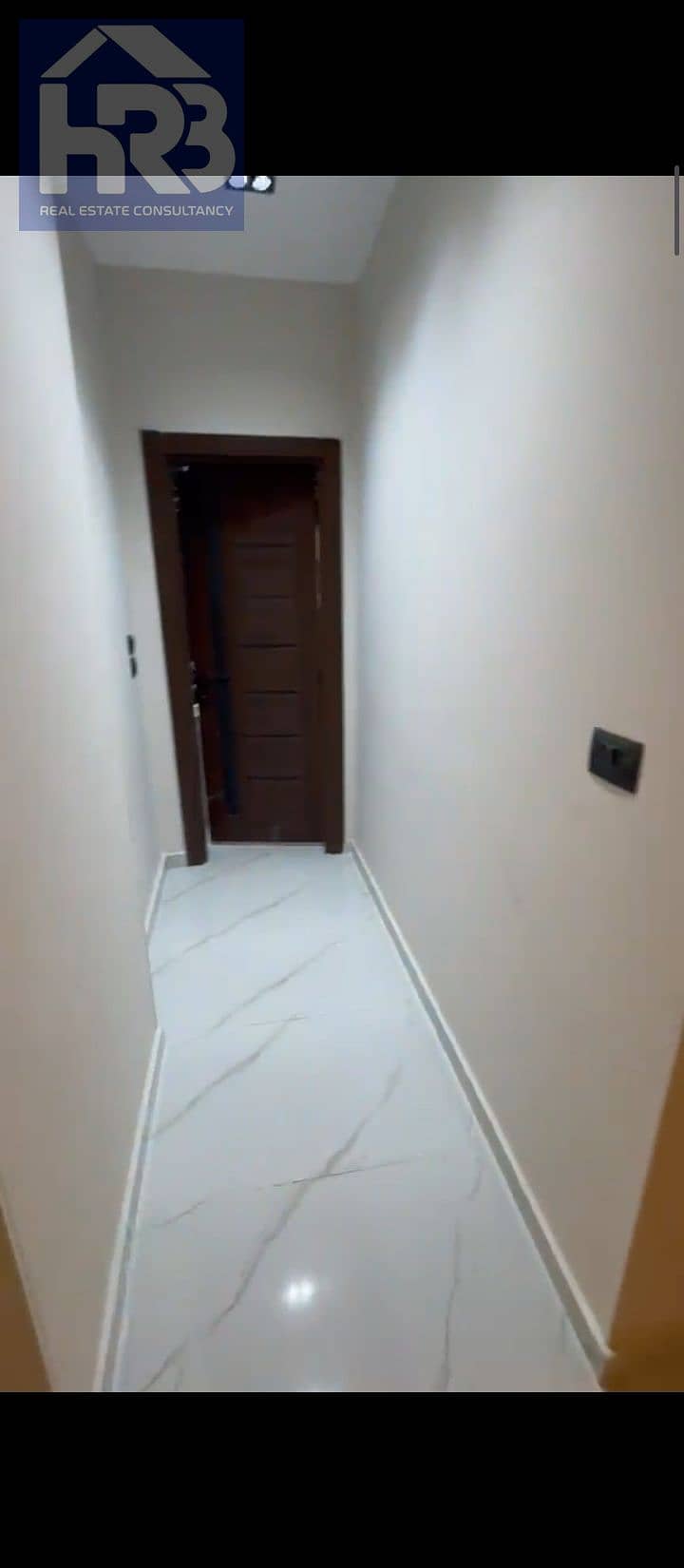 24 1000326939. jpg
