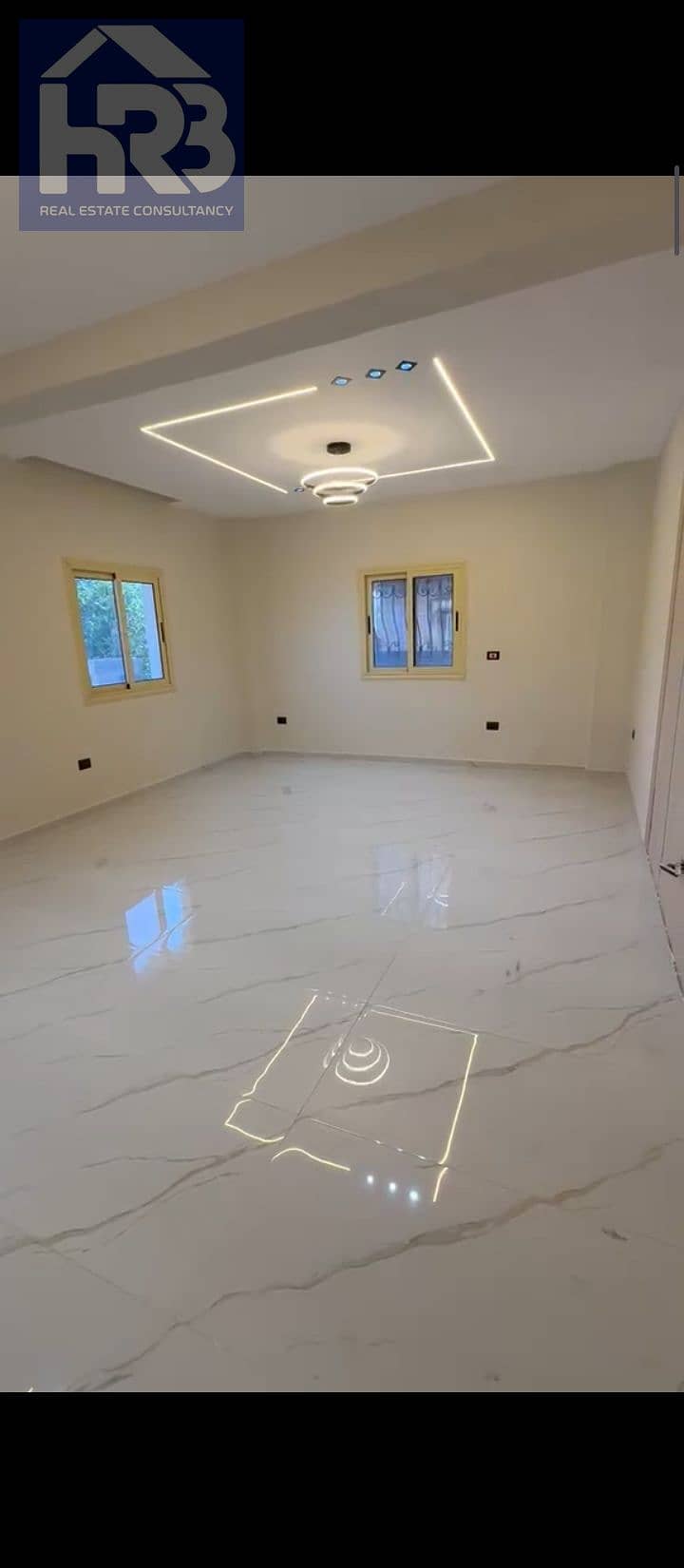 27 1000326935. jpg