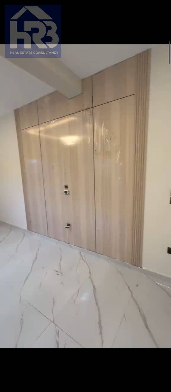 28 1000326936. jpg
