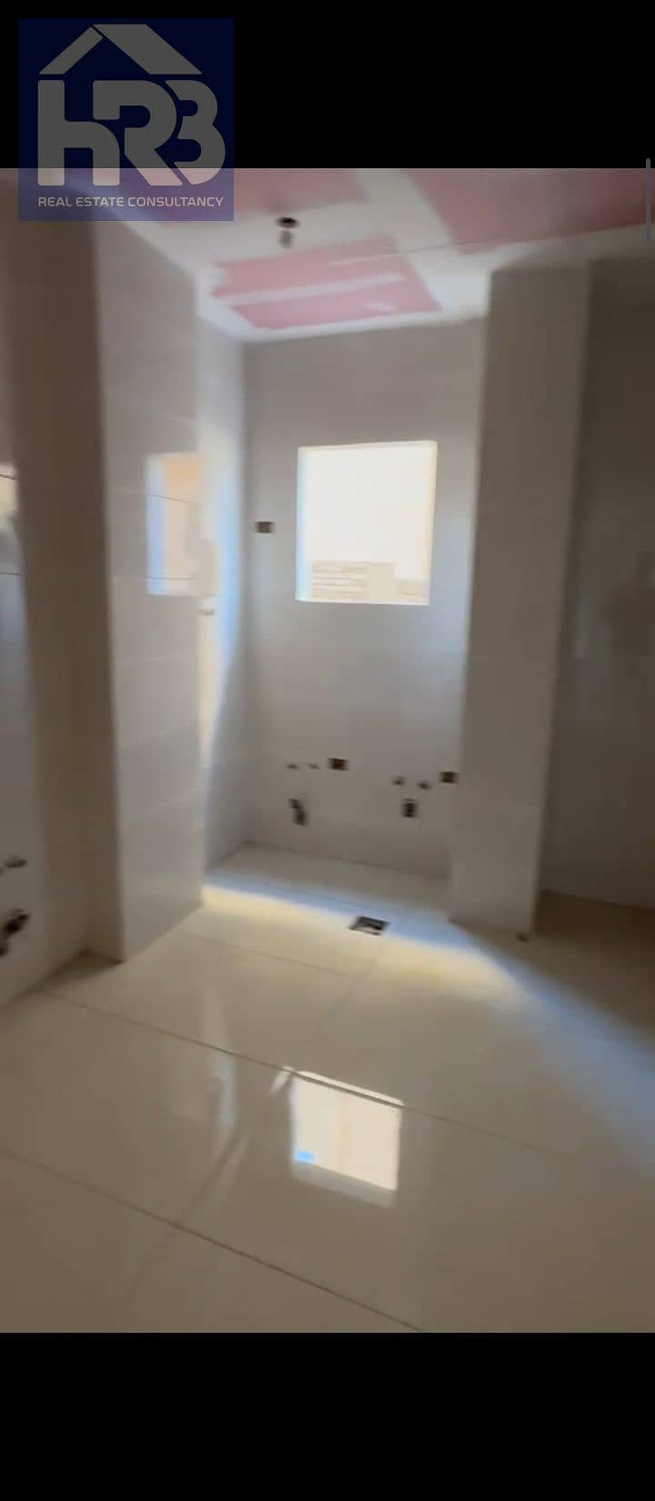3 1000326845. jpg