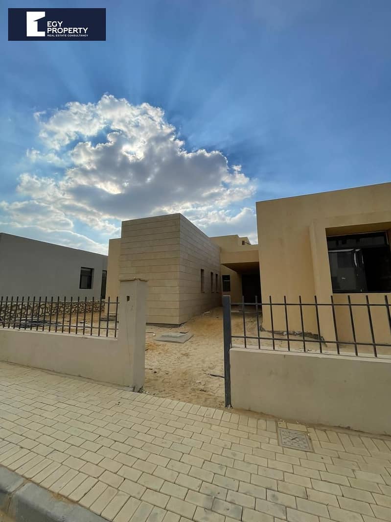 Villa For Sale Fully Finished Prime Location Ready To Move In O West - 6th of October - Więcej