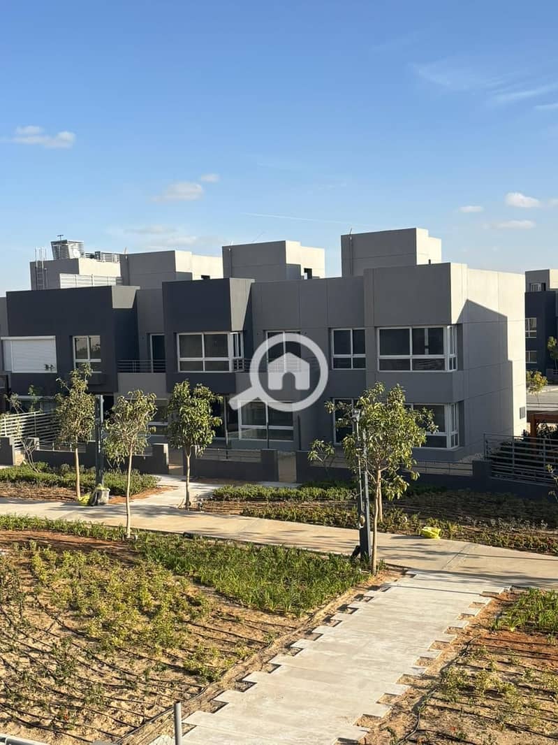 Town House 3 Bedrooms Semi Finished Compound Kayan 6 October - Widok 2