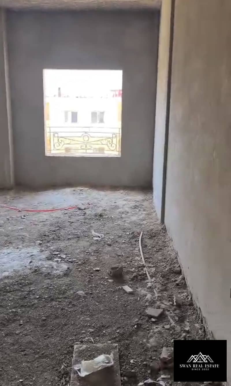Apartment for Sale in Tamar Henna Villas, New Cairo | 300 SQM | 2nd Floor | Semi-Finished | Prime Location Parallel to North 90 Street | Ready Occupie - Więcej