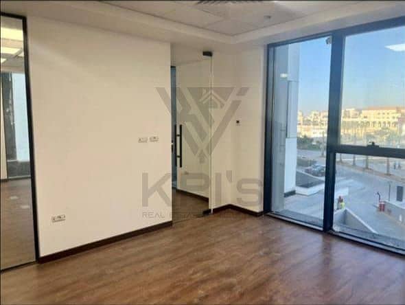 Fully finished administrative office for sale in Hyde Park - 142m² open space, ready for immediate occupancy - Widok 2