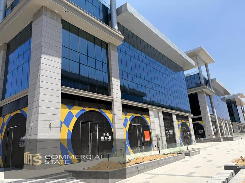 Office at Golden Gate 2300m for Rent -New Cairo - Widok 2