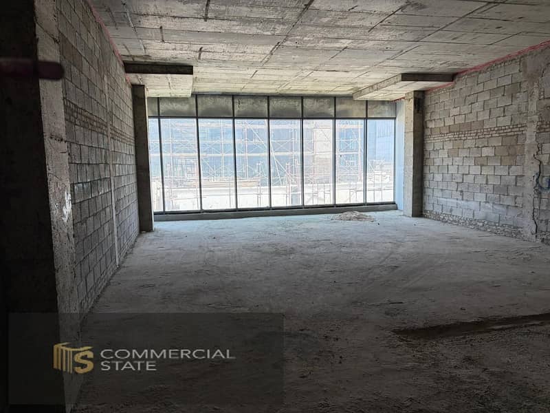 Office at Golden Gate 2300m for Rent -New Cairo - Widok 5