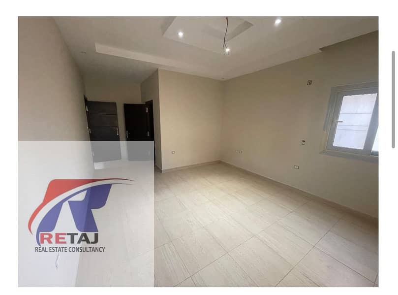 Apartment for sale in Al Banafseg 6 Villas, First Settlement, directly on Sadat Axis. - Mehr
