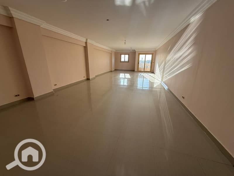 Apartment for sale in Kafr Abdo - Görünüm 2